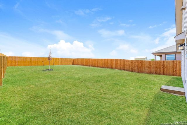 10635 Vinateros, Converse, TX 78109