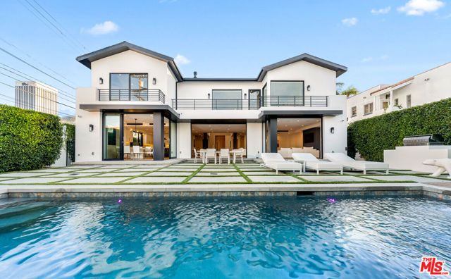 6115 W 6th Street, Los Angeles, CA 90048