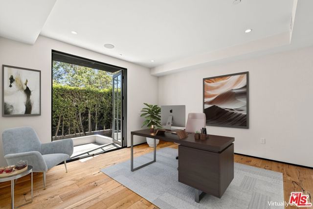 6115 W 6th Street, Los Angeles, CA 90048