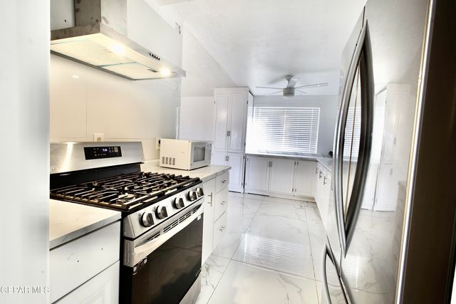 816 MONCLOVA Lane, El Paso, TX 79907