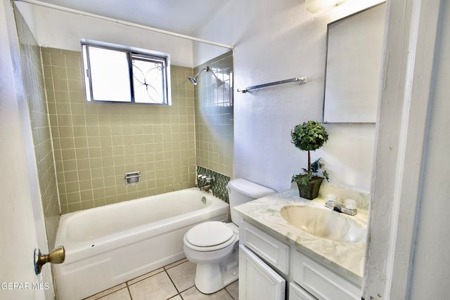 816 MONCLOVA Lane, El Paso, TX 79907