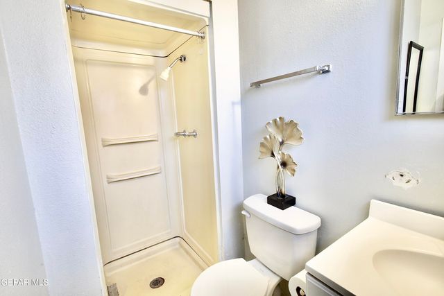 816 MONCLOVA Lane, El Paso, TX 79907