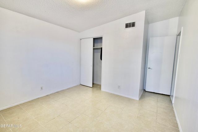 816 MONCLOVA Lane, El Paso, TX 79907