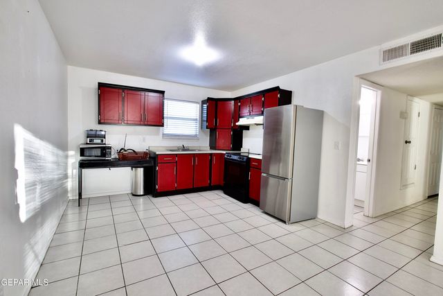 816 MONCLOVA Lane, El Paso, TX 79907