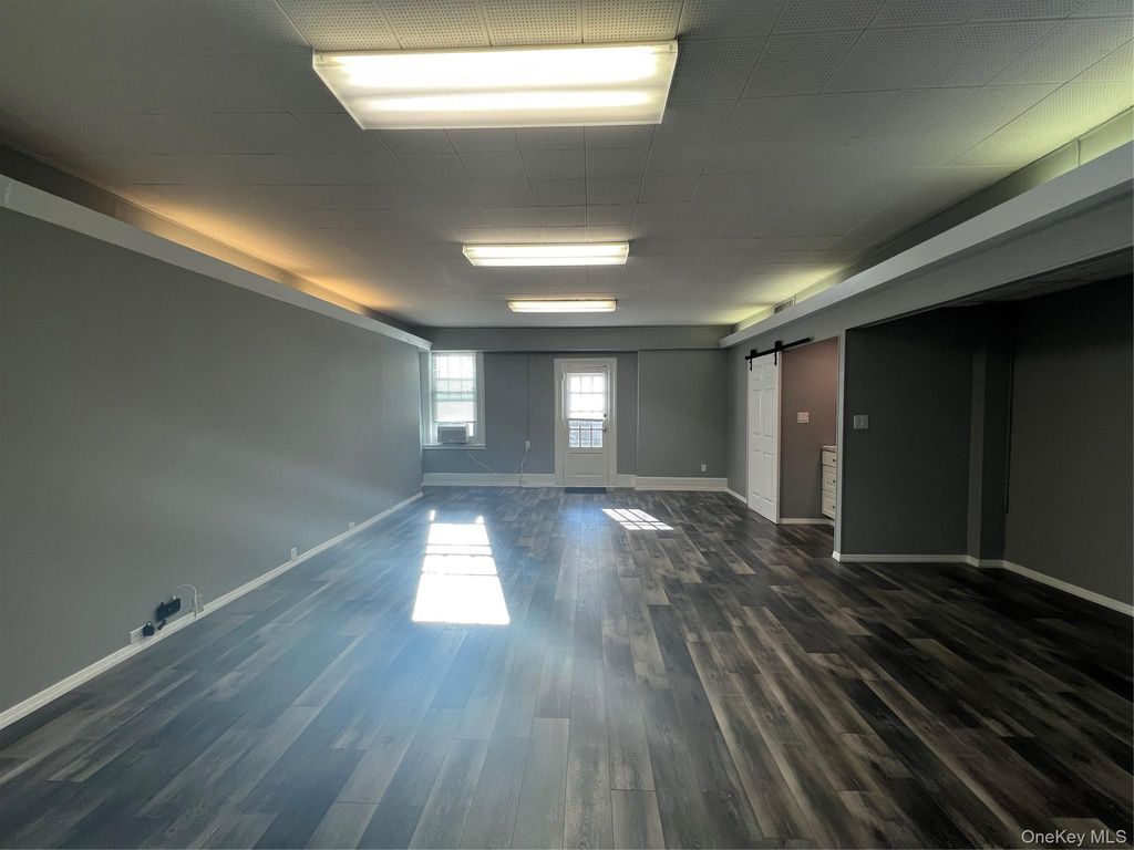 3-5 Audrey Avenue 5, Oyster Bay, NY 11771 — photo 4
