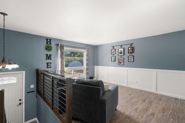 2203 Fernhill Drive, Valparaiso, IN 46385