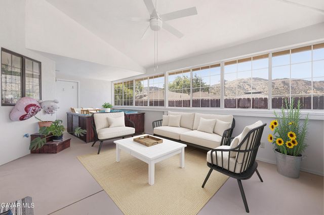 20317 Weston Avenue, Tehachapi, CA 93561