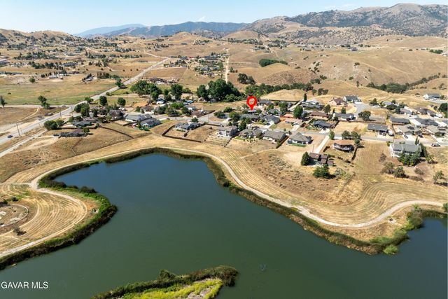 20317 Weston Avenue, Tehachapi, CA 93561