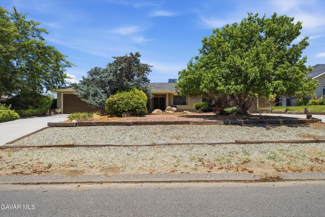 20317 Weston Avenue, Tehachapi, CA 93561
