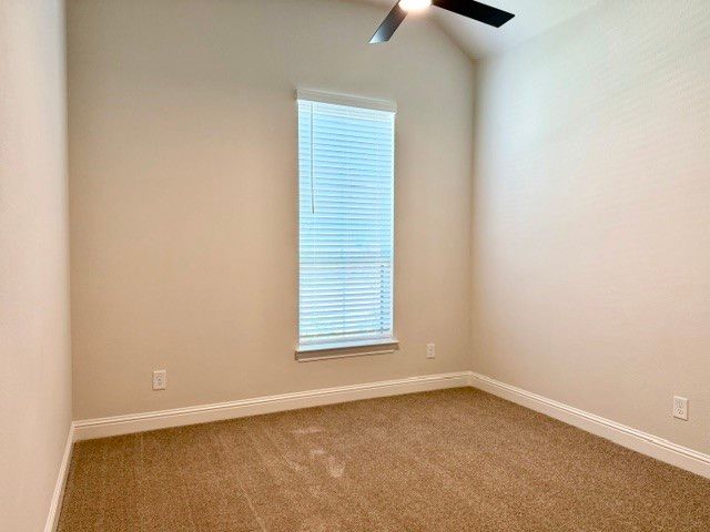 3060 Farmhouse Drive, Midlothian, TX 76065
