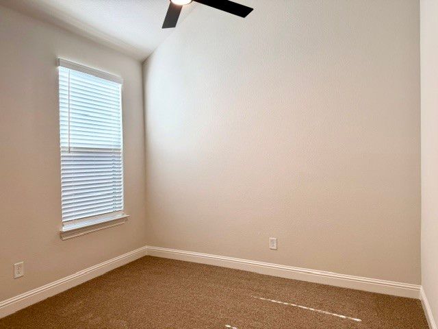 3060 Farmhouse Drive, Midlothian, TX 76065
