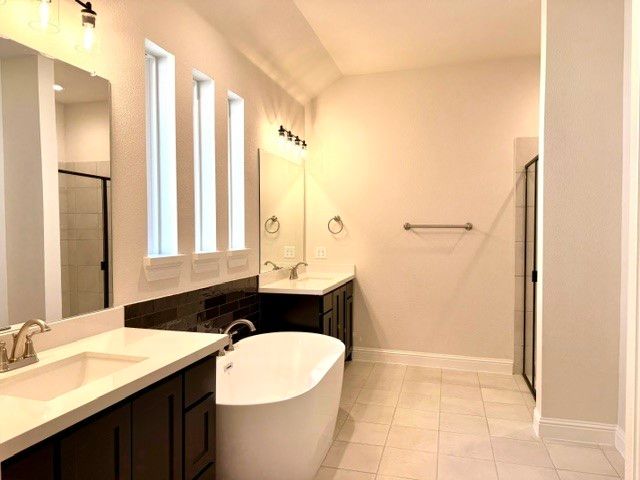 3060 Farmhouse Drive, Midlothian, TX 76065