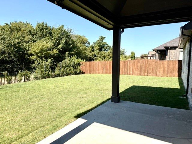 3060 Farmhouse Drive, Midlothian, TX 76065