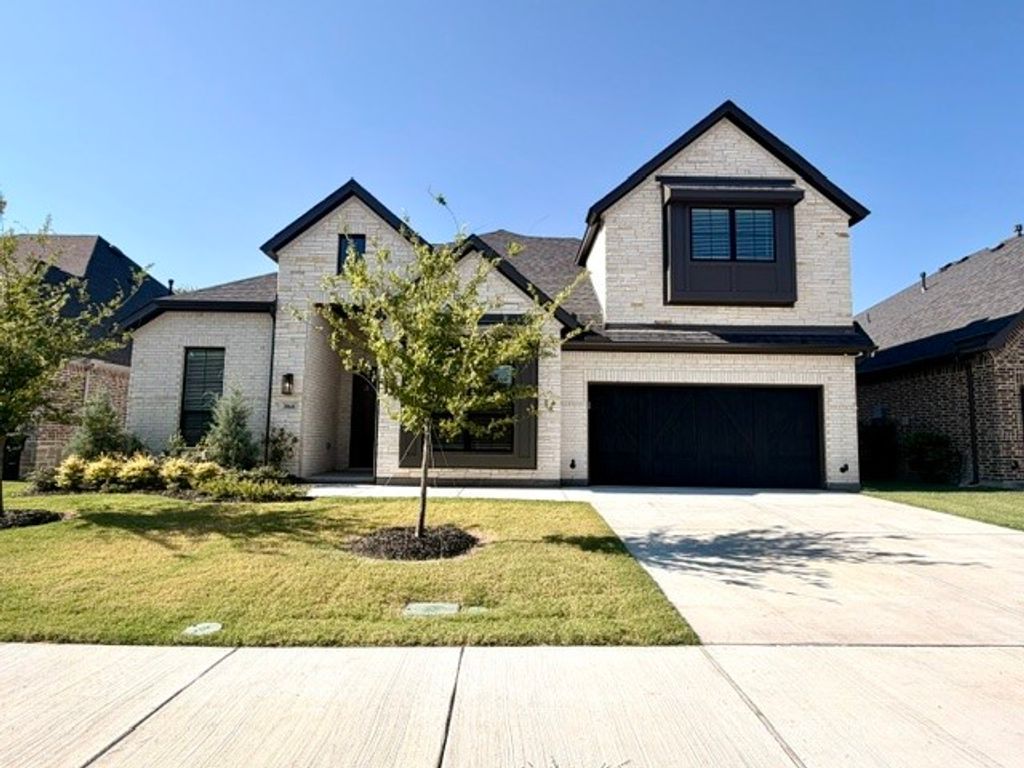 3060 Farmhouse Drive, Midlothian, TX 76065