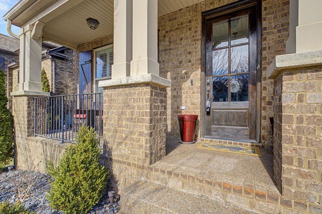 123 Cobbler Cir, Hendersonville, TN 37075