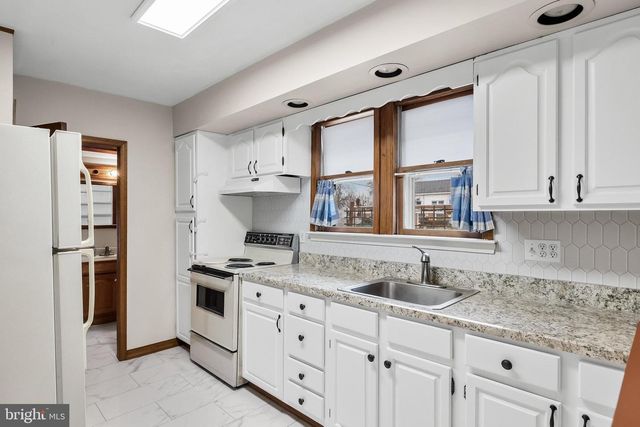 102 E PARK AVE, Haddon Township, NJ 08107