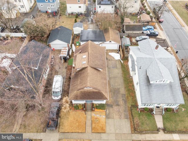 102 E PARK AVE, Haddon Township, NJ 08107