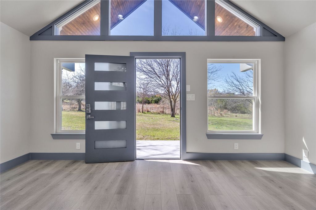 118 Old Authon Lane, Weatherford, TX 76088