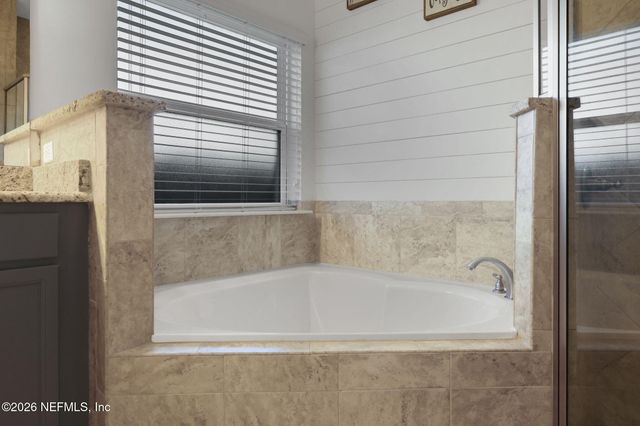 3582 OGLEBAY Drive, Green Cove Springs, FL 32043