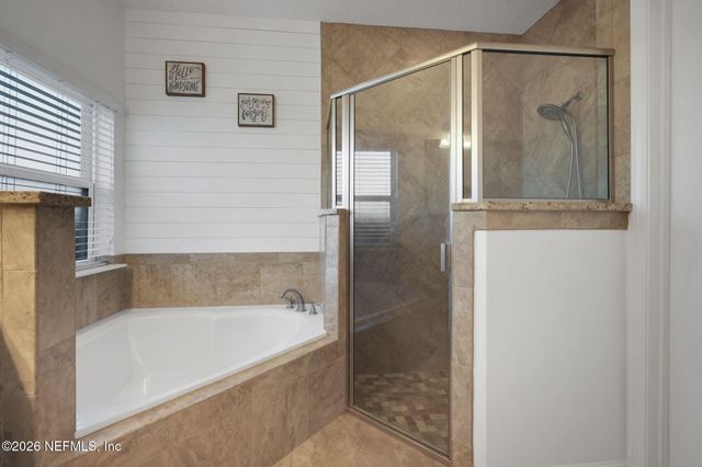 3582 OGLEBAY Drive, Green Cove Springs, FL 32043