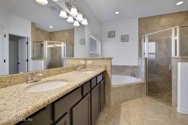 3582 OGLEBAY Drive, Green Cove Springs, FL 32043