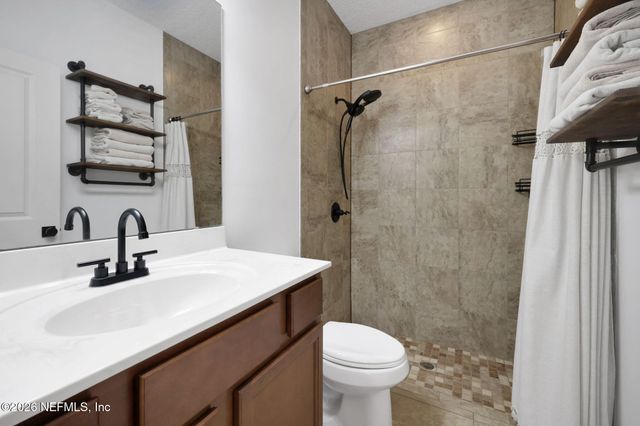 3582 OGLEBAY Drive, Green Cove Springs, FL 32043