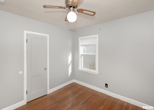 3017 BELLEVUE Avenue, Bettendorf, IA 52722