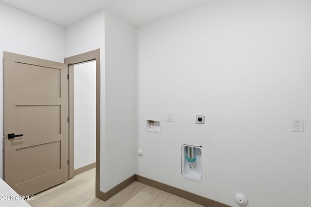 2813 E Trumbull Road 1, Phoenix, AZ 85040