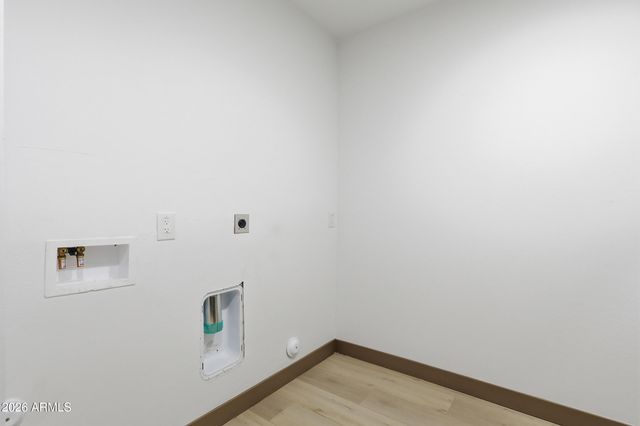 2813 E Trumbull Road 1, Phoenix, AZ 85040