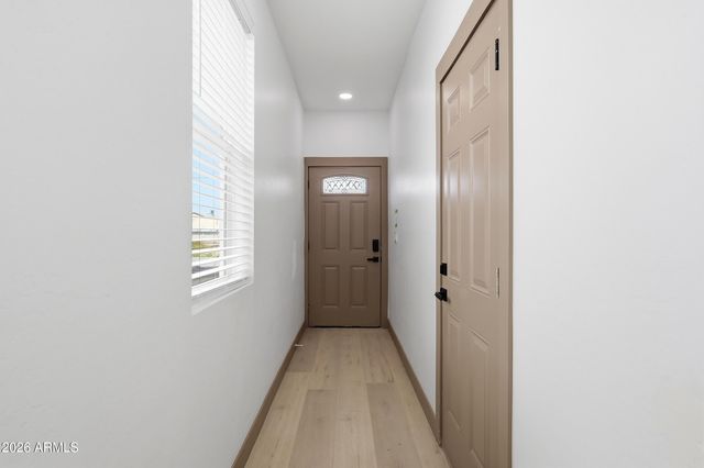 2813 E Trumbull Road 1, Phoenix, AZ 85040