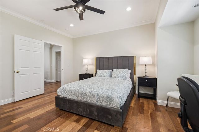 2104 Crenshaw Boulevard, Los Angeles, CA 90016