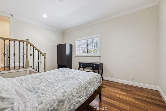 2104 Crenshaw Boulevard, Los Angeles, CA 90016