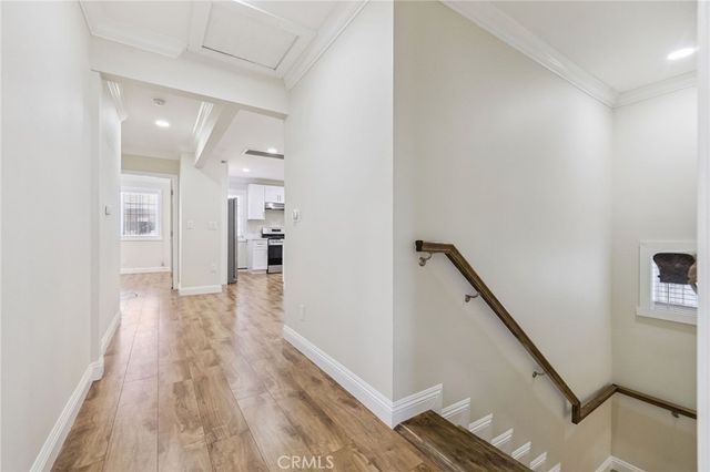 2104 Crenshaw Boulevard, Los Angeles, CA 90016