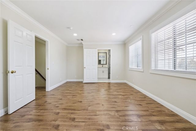 2104 Crenshaw Boulevard, Los Angeles, CA 90016