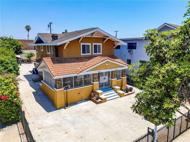 2104 Crenshaw Boulevard, Los Angeles, CA 90016