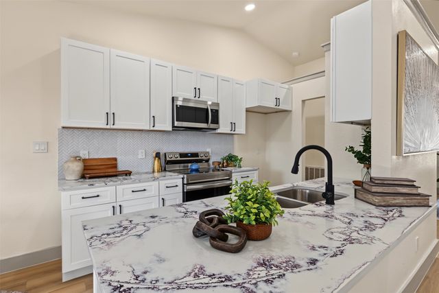 5317 Colonial Drive, Flower Mound, TX 75028