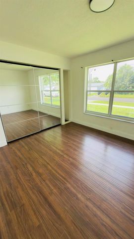 8421 NW 21st Court, Sunrise, FL 33322