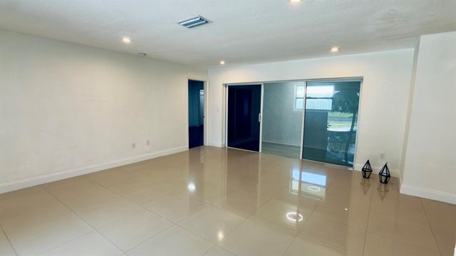 8421 NW 21st Court, Sunrise, FL 33322