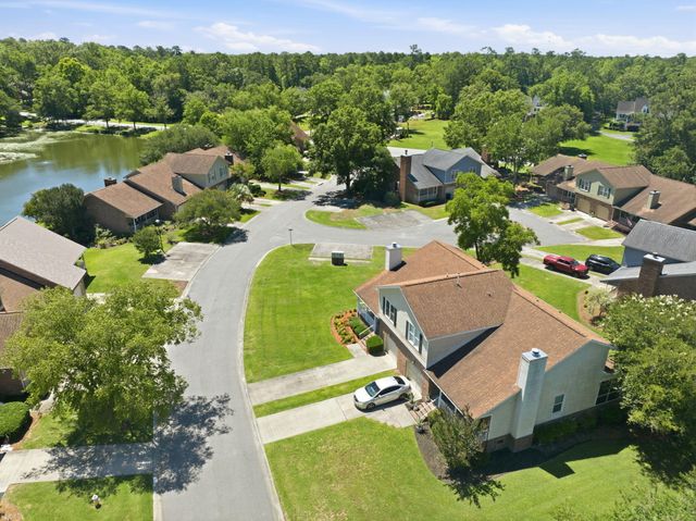 1403 Audubon Court, Summerville, SC 29485