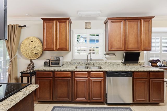 1403 Audubon Court, Summerville, SC 29485