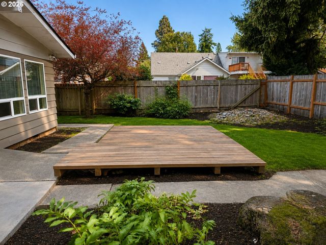 7724 N EDISON St, Portland, OR 97203