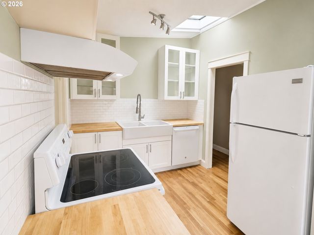 7724 N EDISON St, Portland, OR 97203