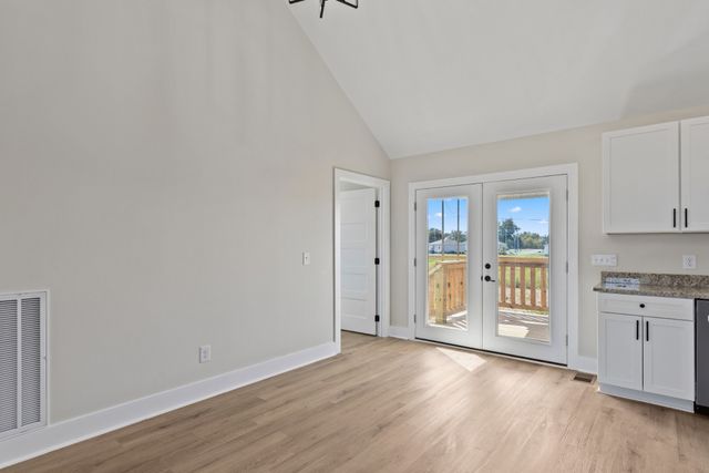 129 Martha Circle, Lafayette, TN 37083
