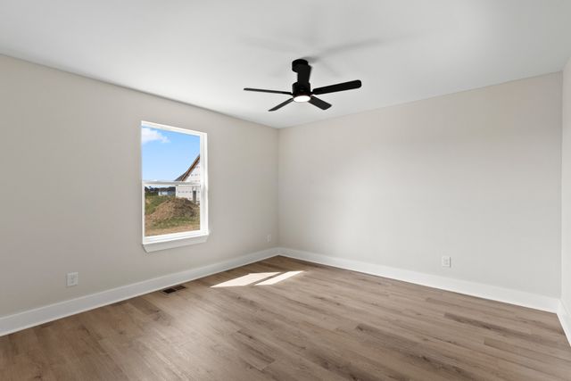 129 Martha Circle, Lafayette, TN 37083