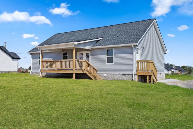 129 Martha Circle, Lafayette, TN 37083