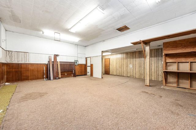 101 E Monseratte Street, El Campo, TX 77437