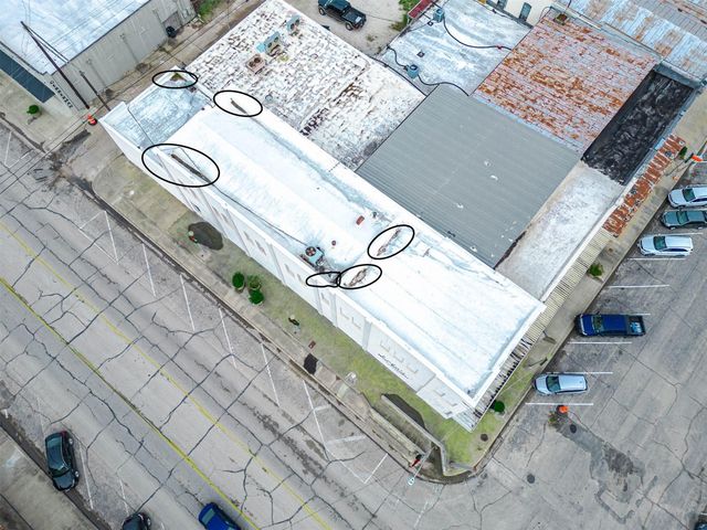 101 E Monseratte Street, El Campo, TX 77437