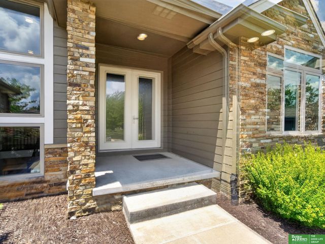 3328 S 188 Street, Omaha, NE 68130