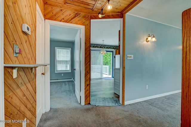 290 W Prospect Avenue, Aberdeen, NJ 07735