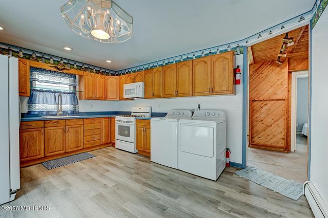 290 W Prospect Avenue, Aberdeen, NJ 07735
